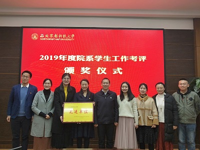 7840b8b388704ce483e31ba1df2700c8.jpg 888.jpg