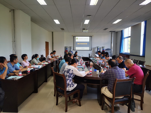 495654bdbf524f63adda8eef79cece5f.jpg 总结汇报会会场_副本.jpg