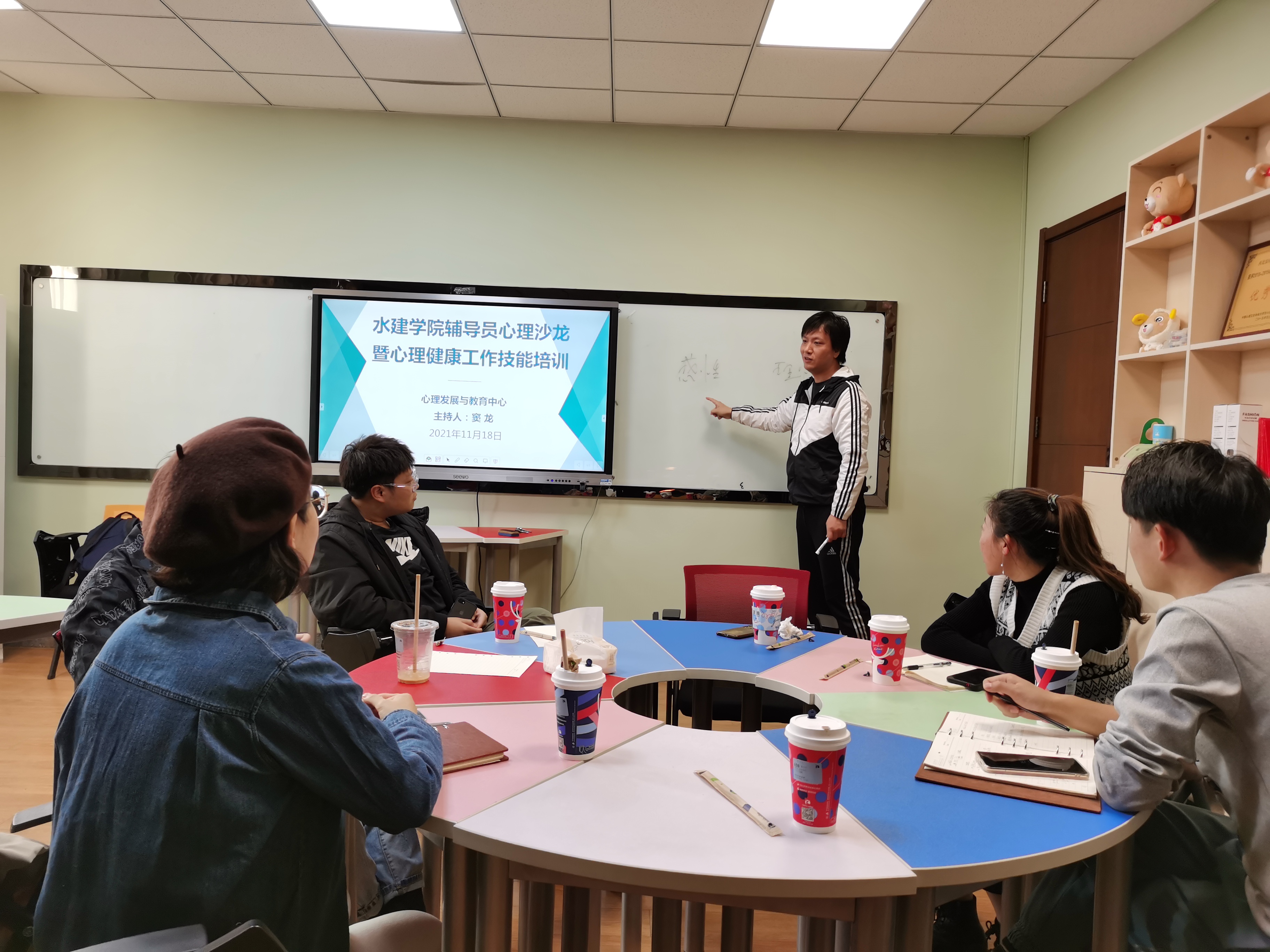 2a061e7a1e6b46aca3850a934adad836.jpg 2a061e7a1e6b46aca3850a934adad836.jpg