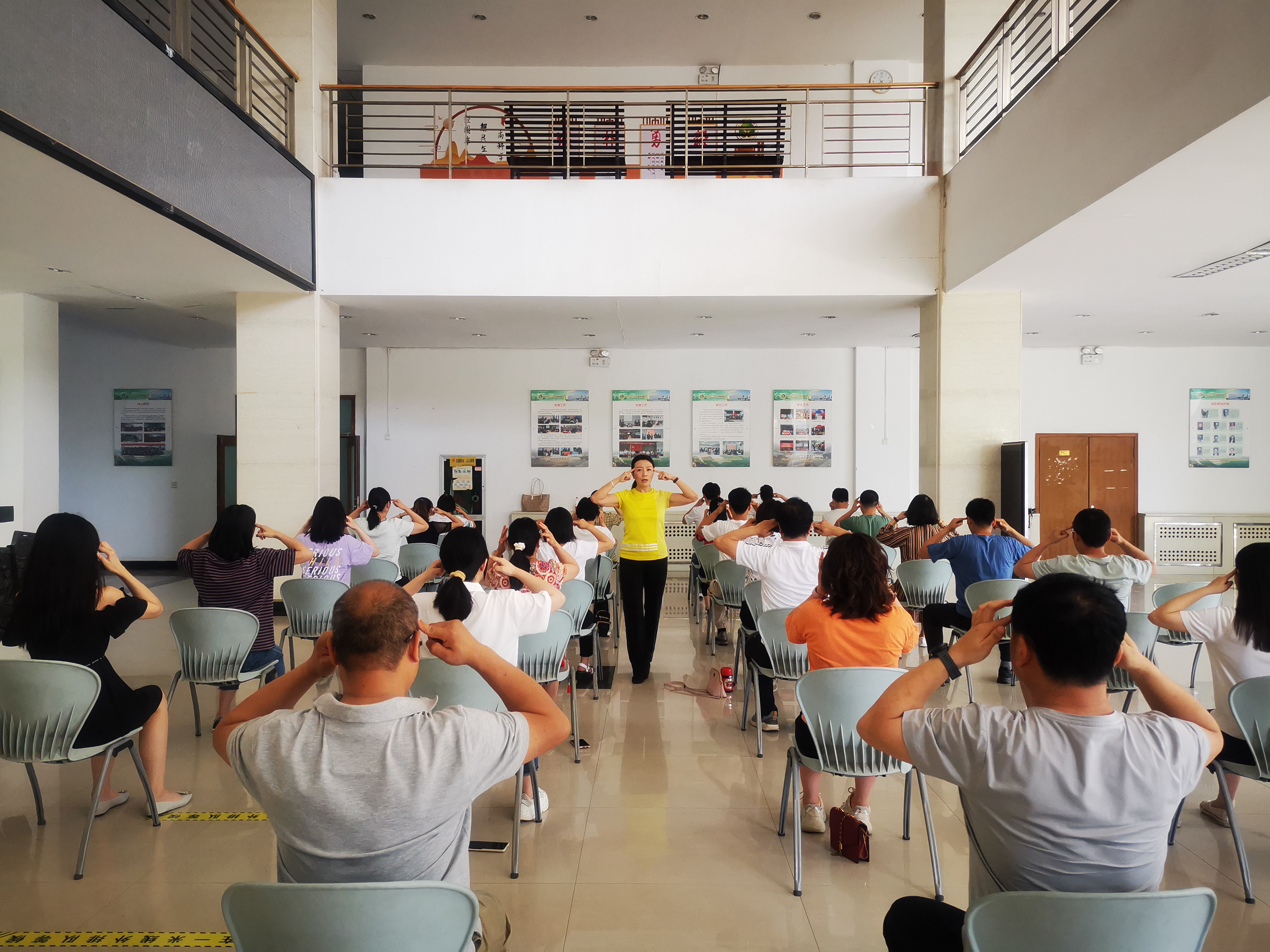 9b3e27e2189e47d785c2d2116b690a8b.jpg 9b3e27e2189e47d785c2d2116b690a8b.jpg