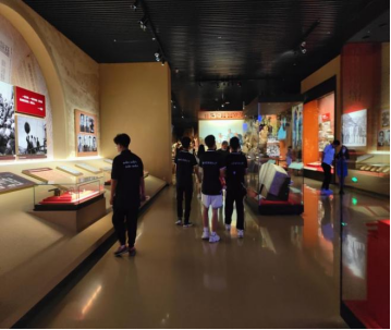 04b6c493b6a544939e5f69d974e80f44.png 04b6c493b6a544939e5f69d974e80f44.png